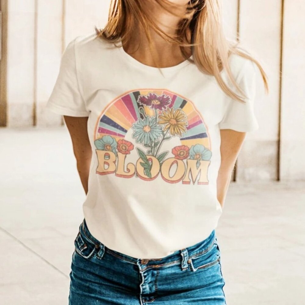 CLEARANCE Vintage-look White Retro Graphic BLOOM Tee NWT